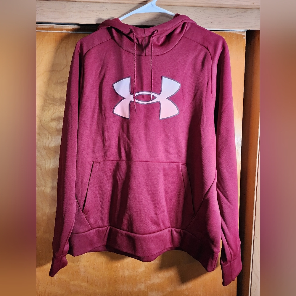 Under Armour large women's sweatshirt maroon loose fit